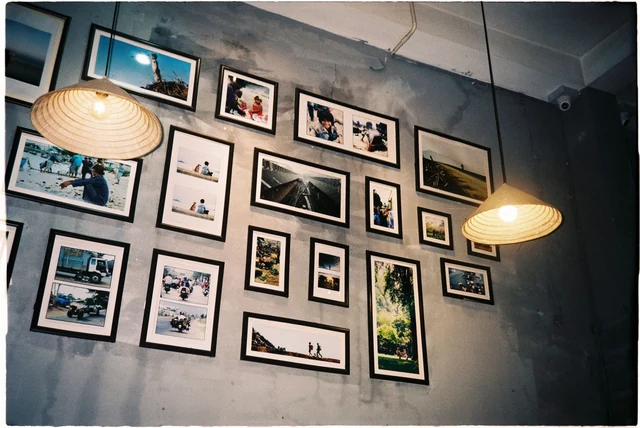Staircase gallery wall ideas